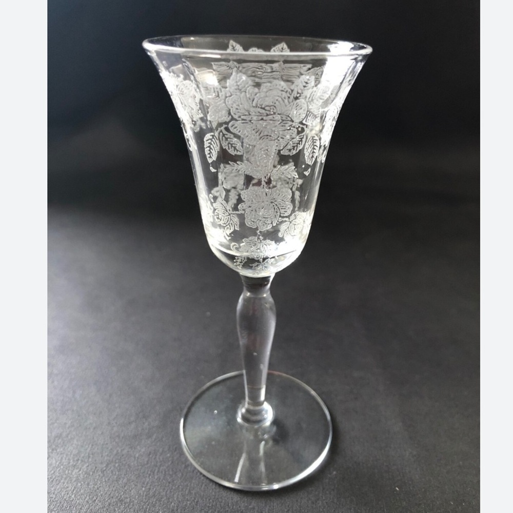 Set of Four Morgantown Elegant Clear Etched Cordial Glasses PICARDY PATTERN